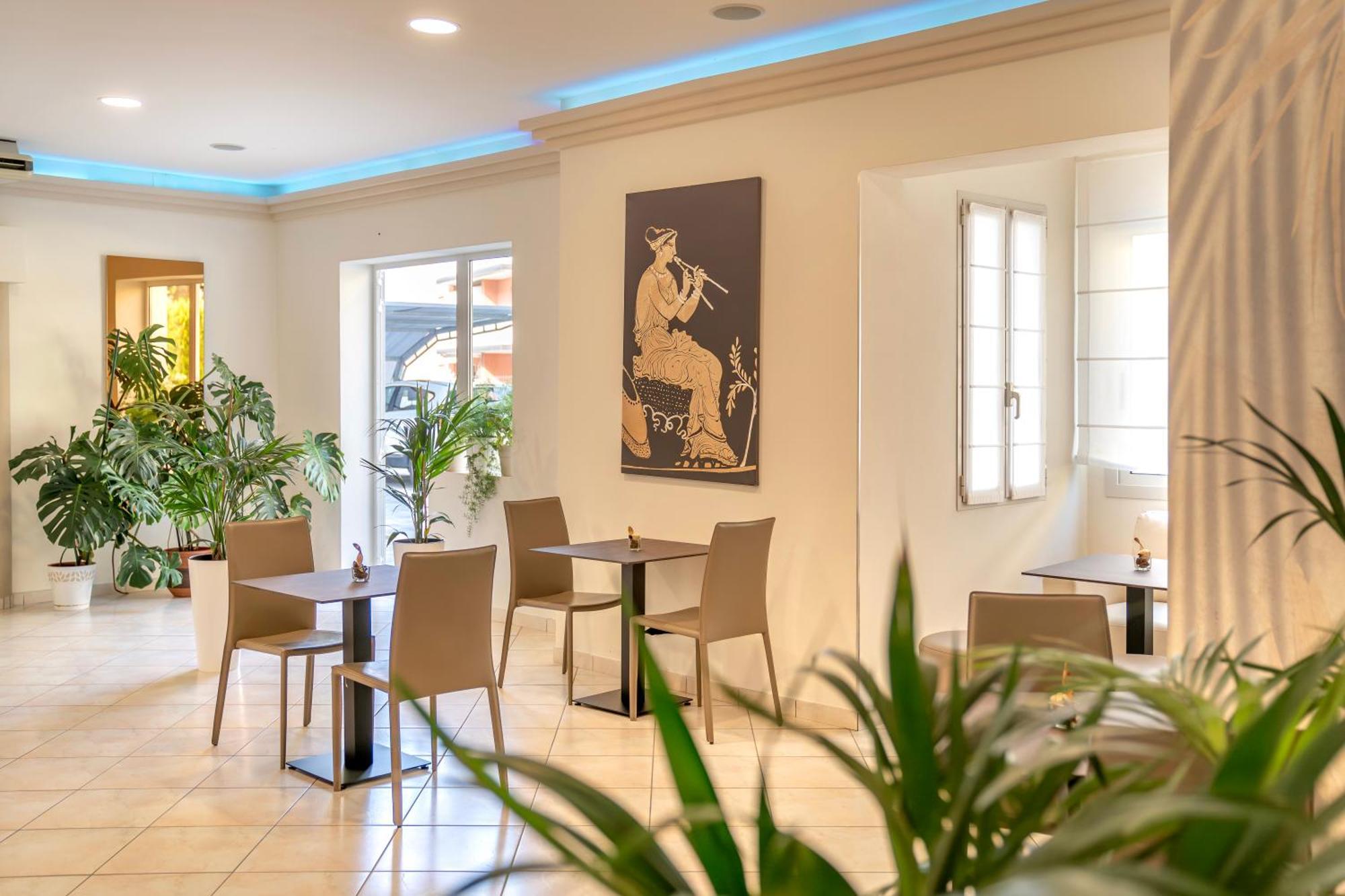 Hotel Atenea Golden Star Caorle Dış mekan fotoğraf